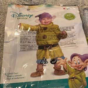 Disney baby dopey costume. Only worn once.